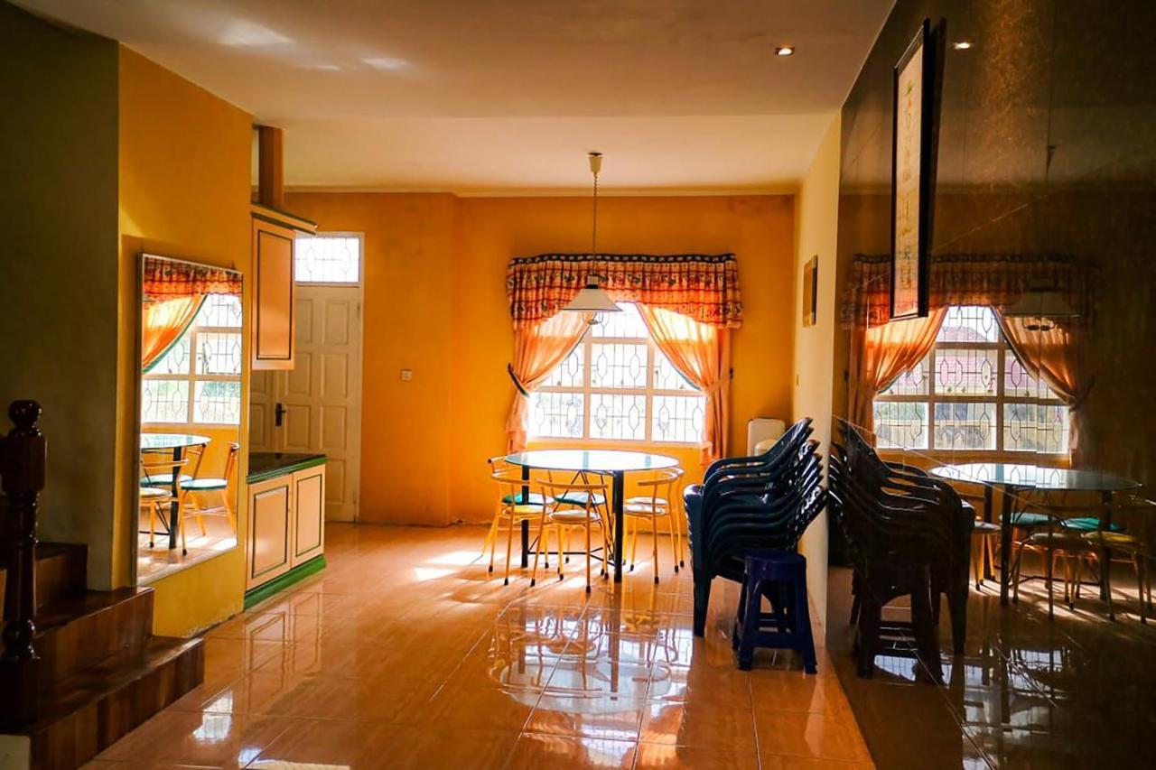 Villa Bukit Indah Brastagi / Berastagi Zewnętrze zdjęcie
